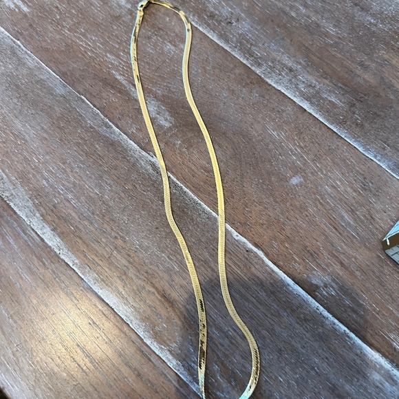 14kt Yellow Gold Herringbone Chain - Picture 3 of 7